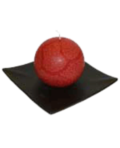 Bild von Eisblumenkerze rund ROT. Dazu ein versilberter Kerzenlöscher.